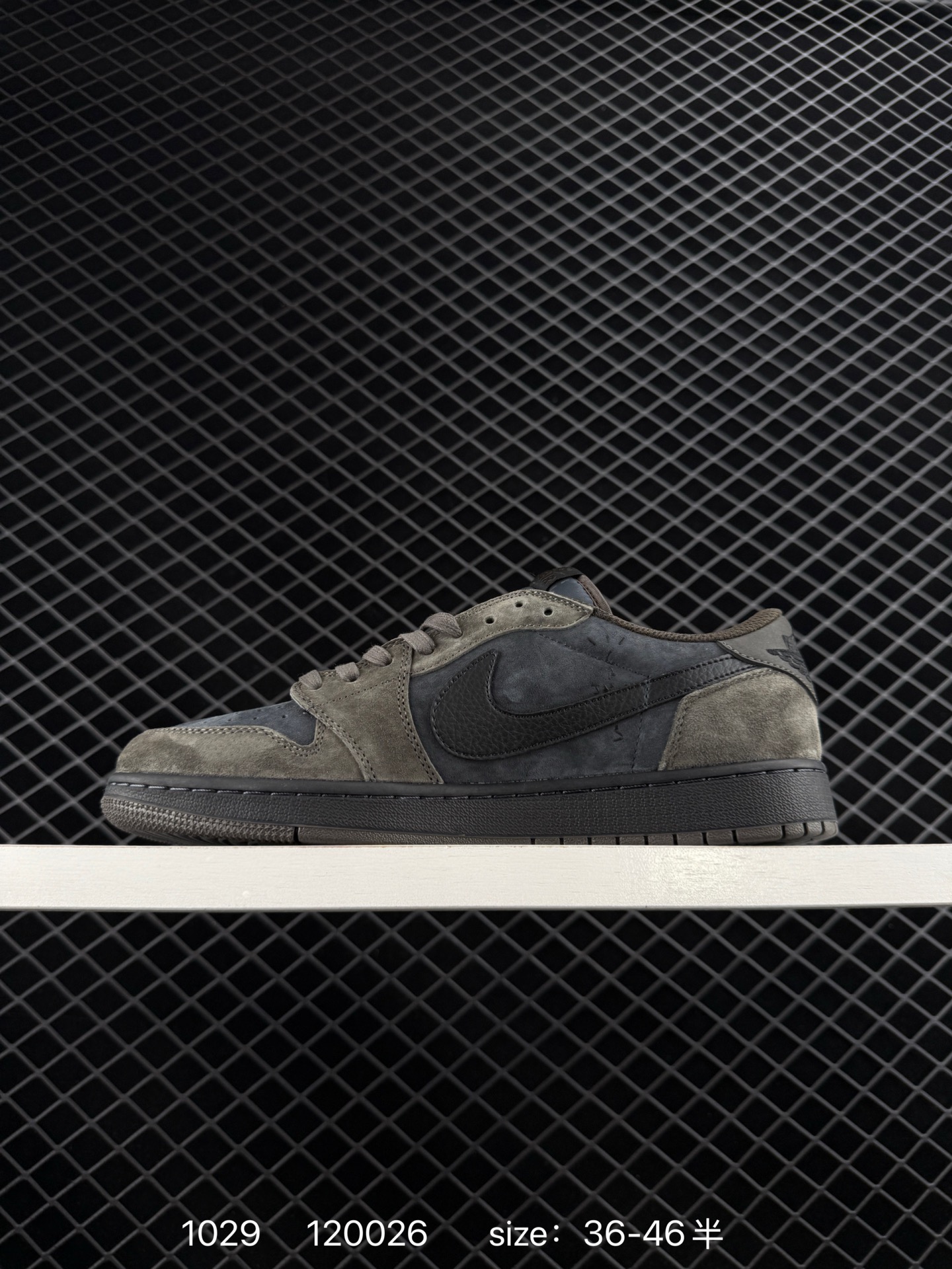 Travis Scott x Air Jordan 1 ” Reverse Mocha “